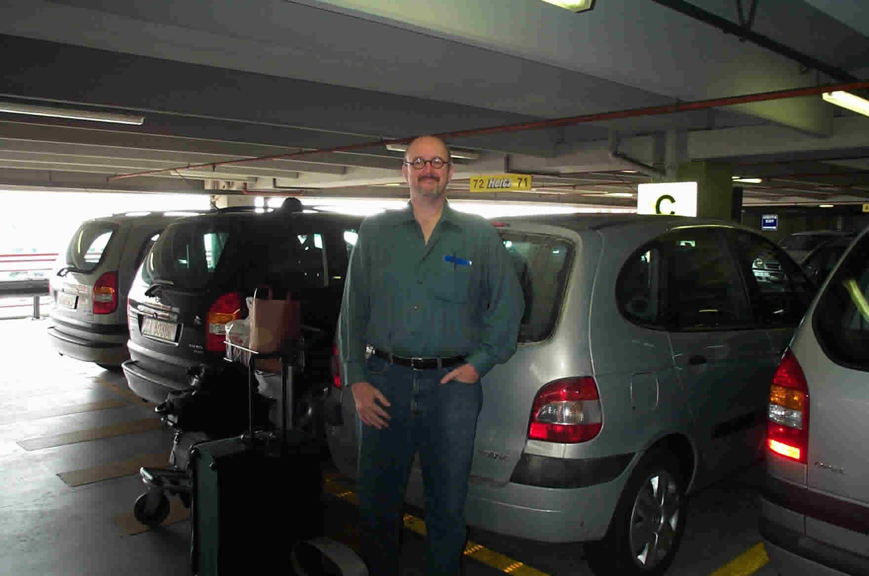 Arrival at Hertz at Rome airport