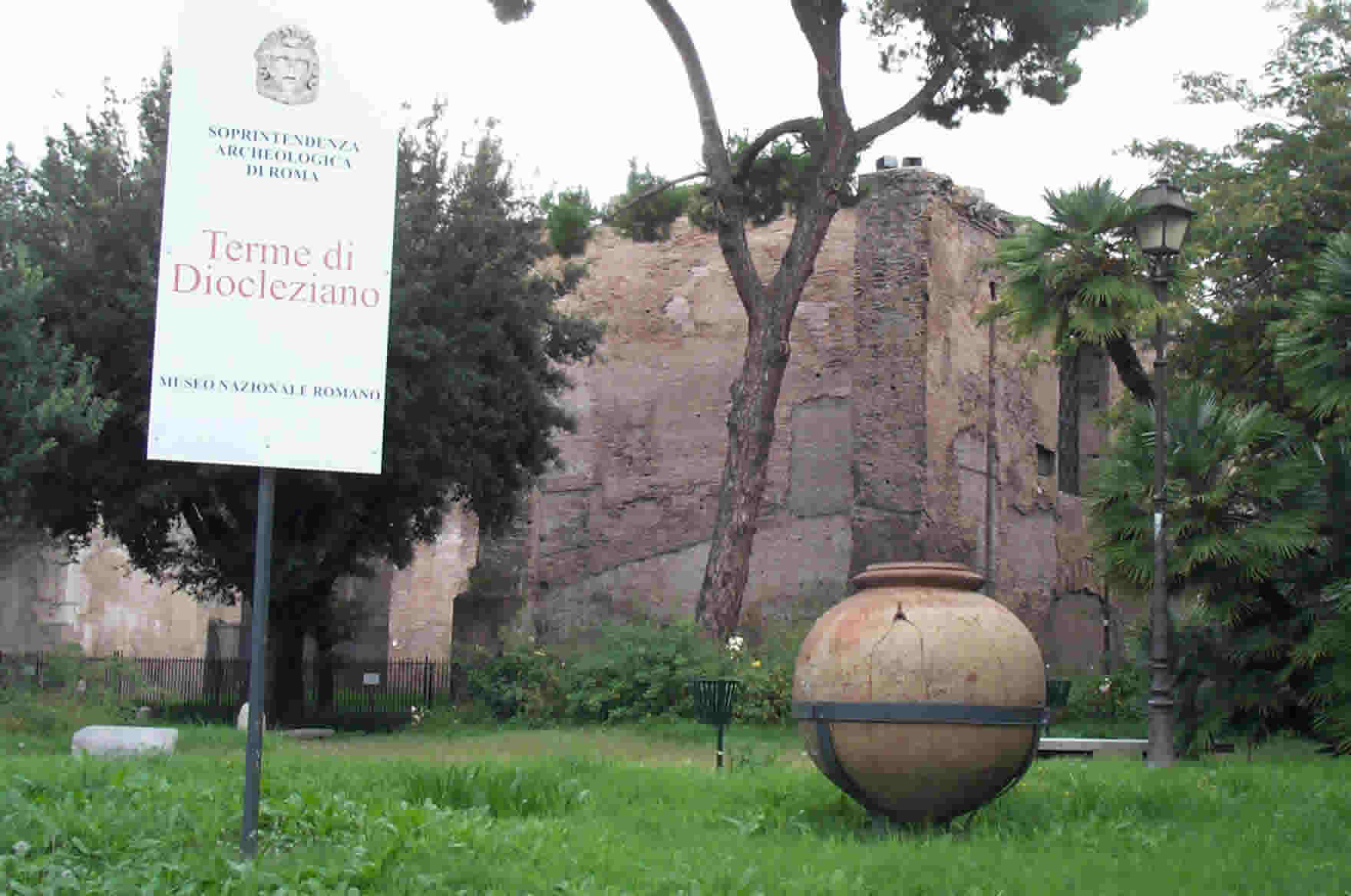 Urn